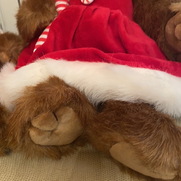 Bearington Christmas Bears - Picture 12 of 13